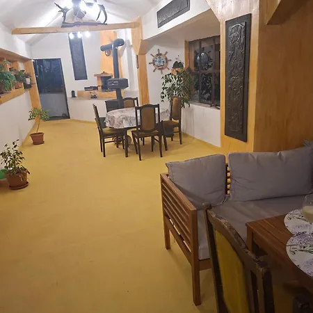 тони, атия Gasthof
