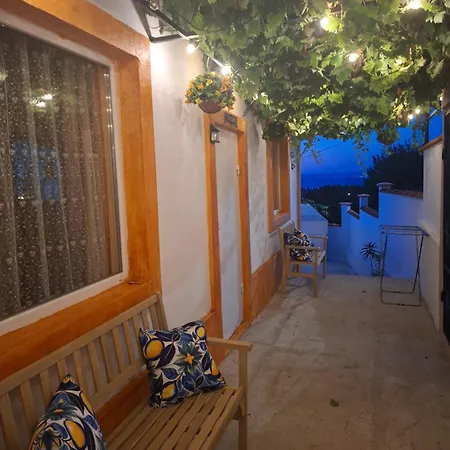 тони, атия Gasthof *